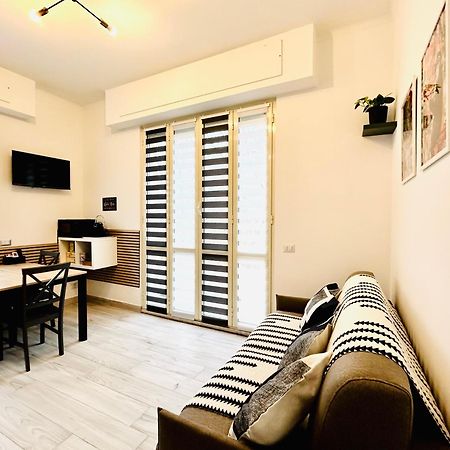 Vacanze Romane Ostia Buitenkant foto