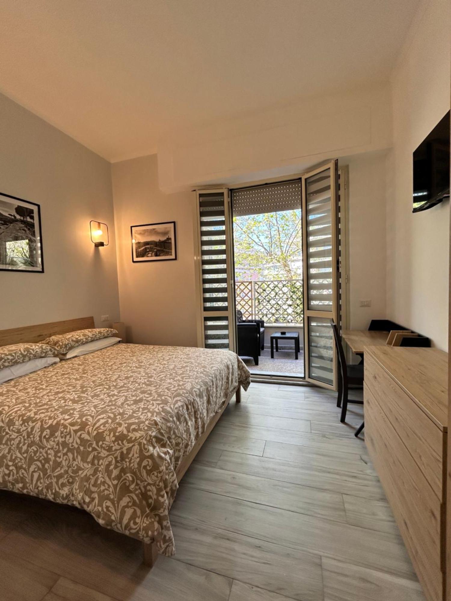 Vacanze Romane Ostia Buitenkant foto